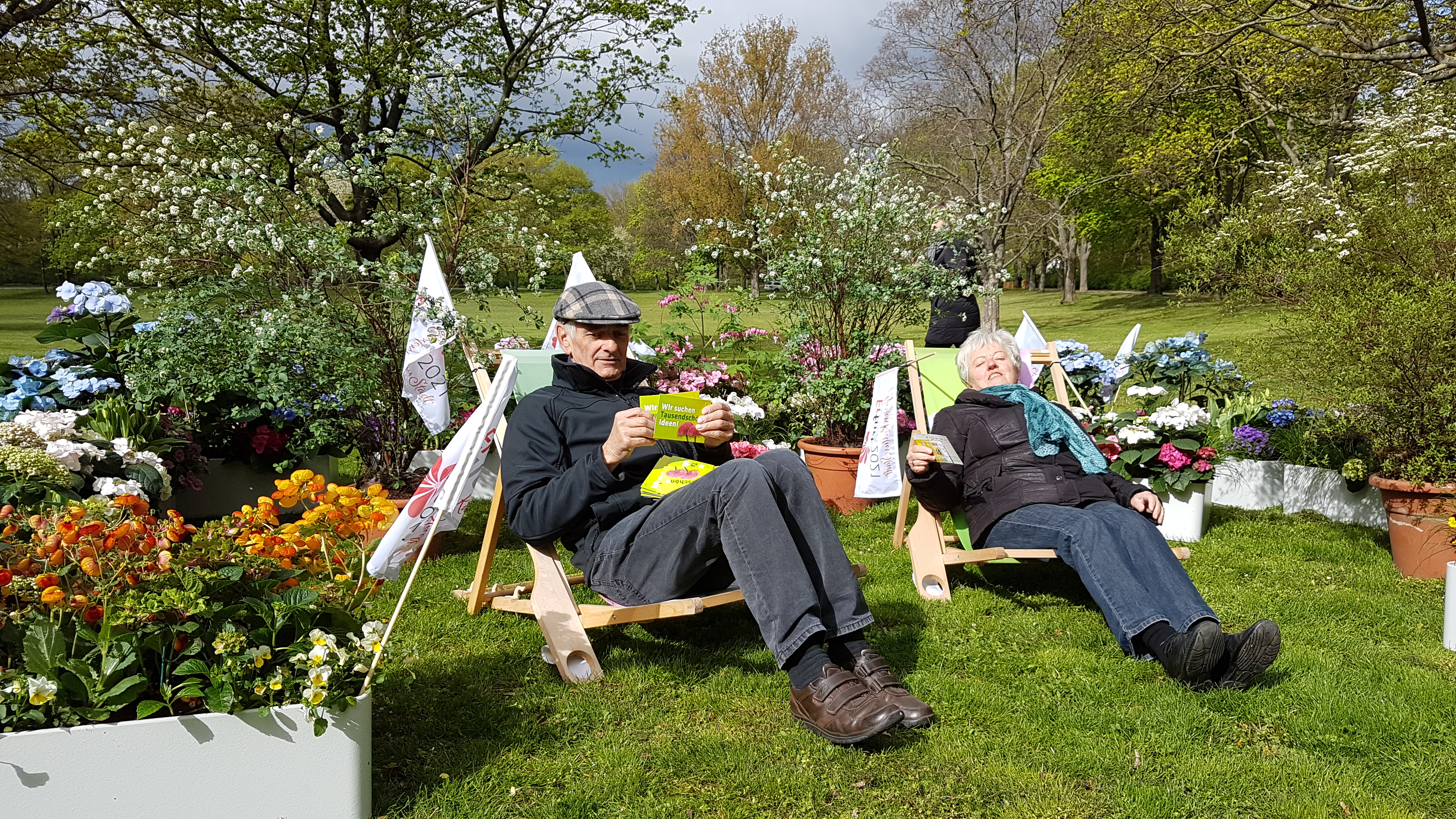 Fans im Nordpark