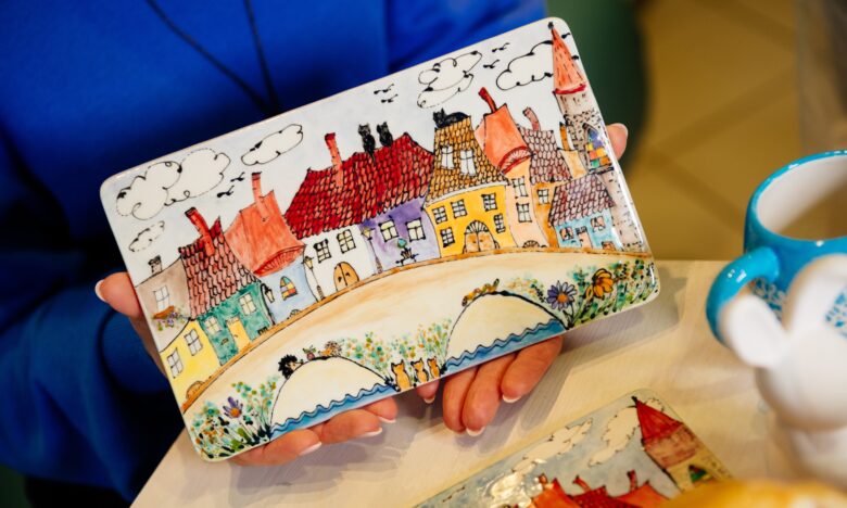 swelokal: Keramika – Die etwas andere Leinwand